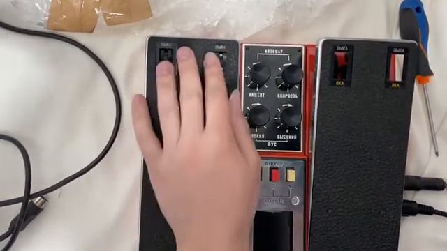 Soviet guitar effect Spektr-3 смотреть онлайн