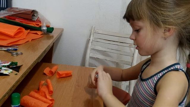 поделка "лепестки роз" из цветной бумаги смотреть онлайн