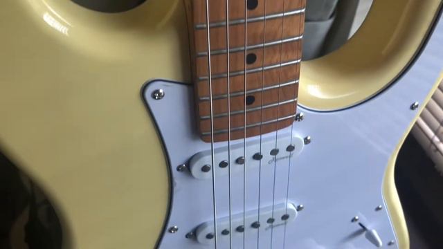 Harley Benton ST62-NM VW Vintage Unboxing and Review. смотреть онлайн