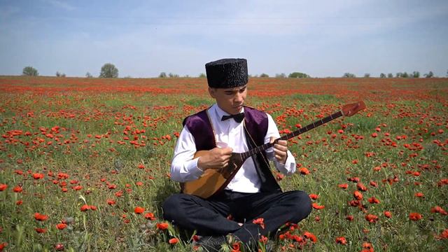 "Аканъ Куру сазы" исп артист Ногайского госоркестра Алан Сариев смотреть онлайн
