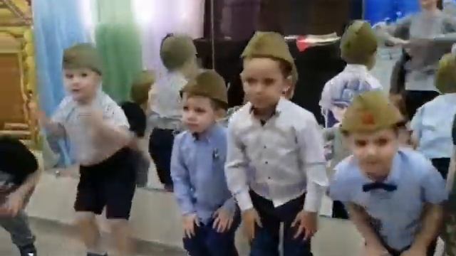 Танец "Яблочко" смотреть онлайн
