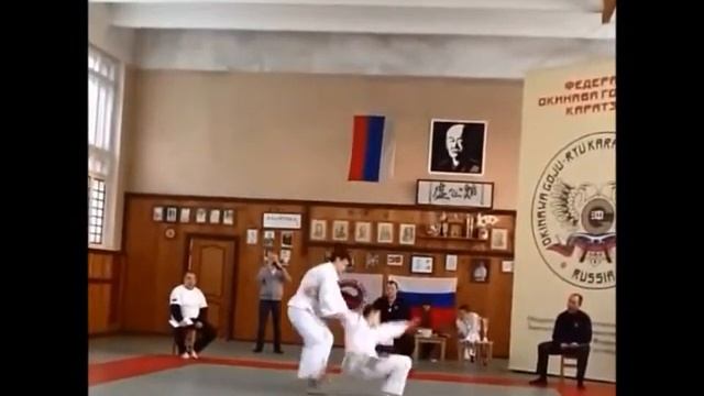 Bunkai Kata Gekisai Dai Ichi