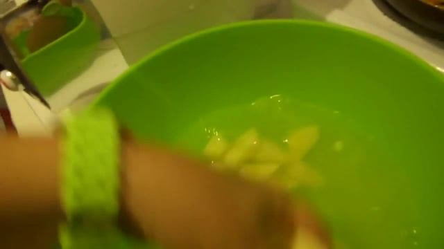 Ням - нямки: Очень вкусный сырно - грибной супчик!!!