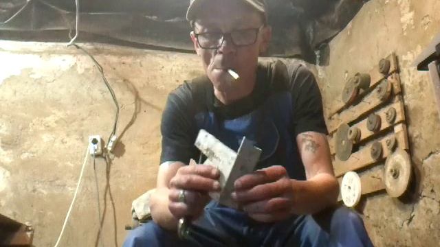 Метал х 12 мф. Делаю форму ножа. Процесс работы. Ручная работа. Украина. Часть 1. смотреть онлайн