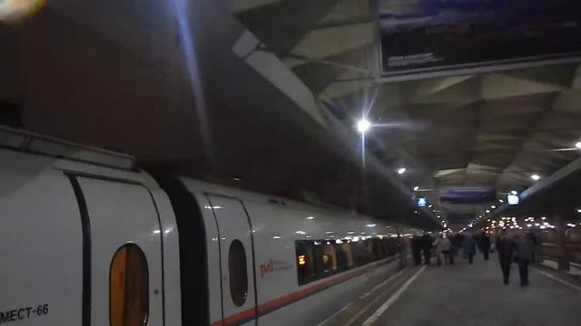 Сапсан из Москвы в Питер смотреть онлайн