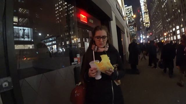 Бесплатные курсы английского в Нью Йорке!+ Шопинг в Манхэттане смотреть онлайн