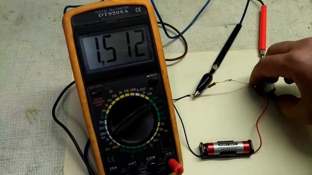 Как проверить батарейку #проверкабатарейки #батарейканеработает #батарейкабу смотреть онлайн