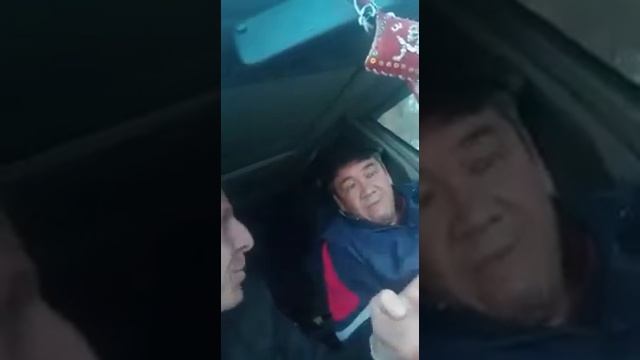 что тяжелее 1кг. железа или 1кг ваты!