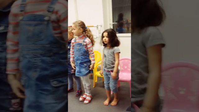 Степанюк-Джораева Жасмин - Гопачок! смотреть онлайн