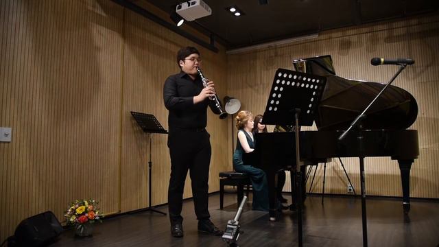003 Johannes Brahms, Clarinet Sonata no 2 in E flat Major, Op 120 2nd mov Allegro appassionato смотреть онлайн