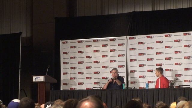 Q & A session with Richard Dean Anderson [Fan Expo 2013] смотреть онлайн