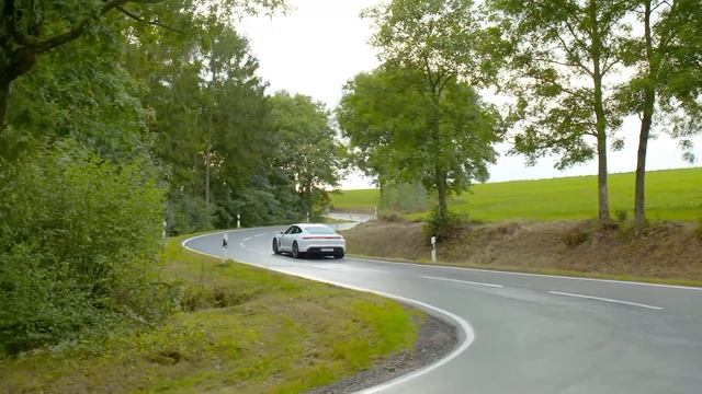 ШАХ И МАТ, ТЕСЛА! ПЕРВЫЙ ЭЛЕКТРОПОРШЕ! Тест-драйв и обзор Porsche Taycan Turbo S смотреть онлайн