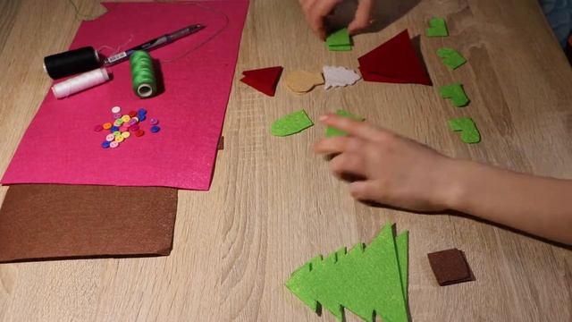 Как сделать новогодние игрушки из фетра смотреть онлайн