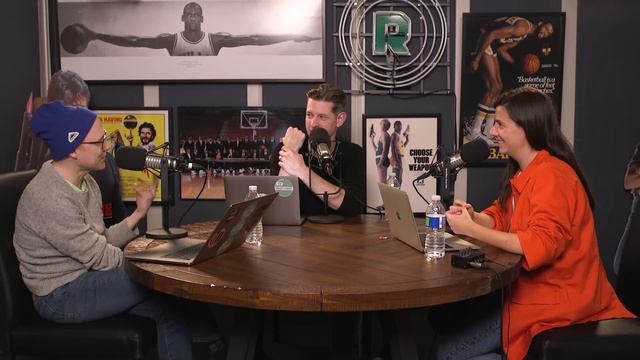 'Skyfall’ With Chris Ryan, Sean Fennessey, and Amanda Dobbins | The Rewatchables | The Ringer смотреть онлайн