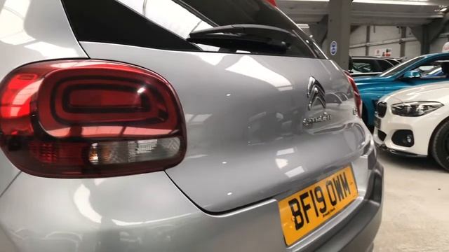 Citroen C3 Silver/Red смотреть онлайн