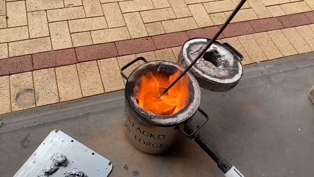Massive Can Meltdown - Pure Aluminum From Cans - ASMR Metal Melting - Trash To Treasure - BigStackD смотреть онлайн