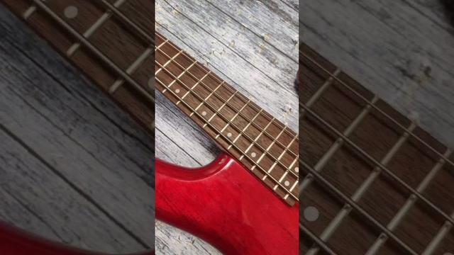 Cort Action-Bass-Plus-TR - бас-гитара в полупрозрачном красном цвете ? смотреть онлайн