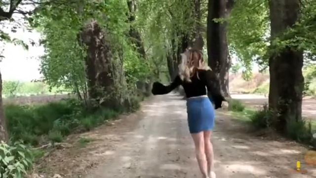 Татарская девушка танцует. смотреть онлайн