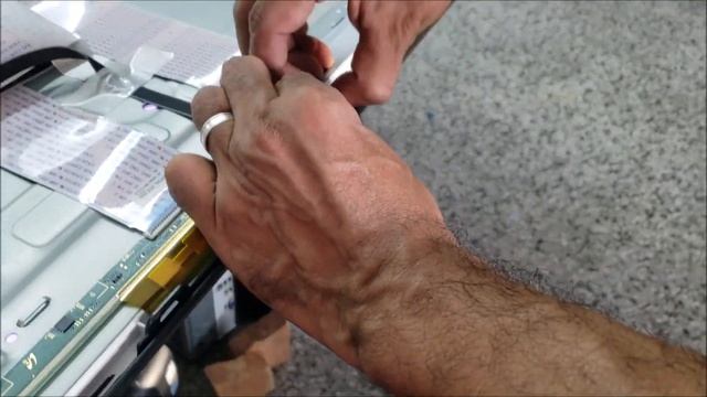 i paid $20 for a Samsung UHD 82" tv that samsung support said no fix смотреть онлайн