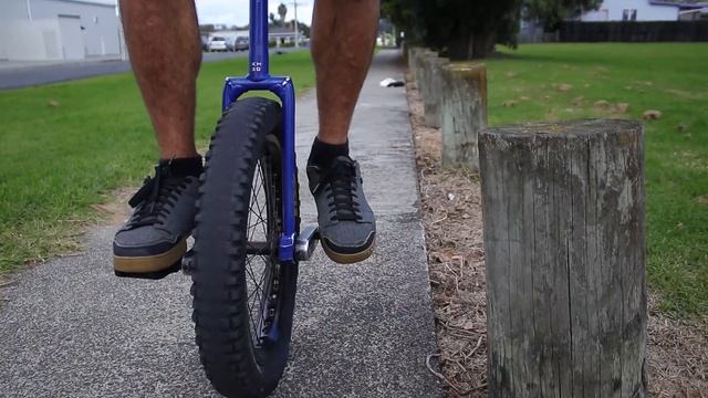 Street Unicycling - UNIQUEST - Level 4 смотреть онлайн