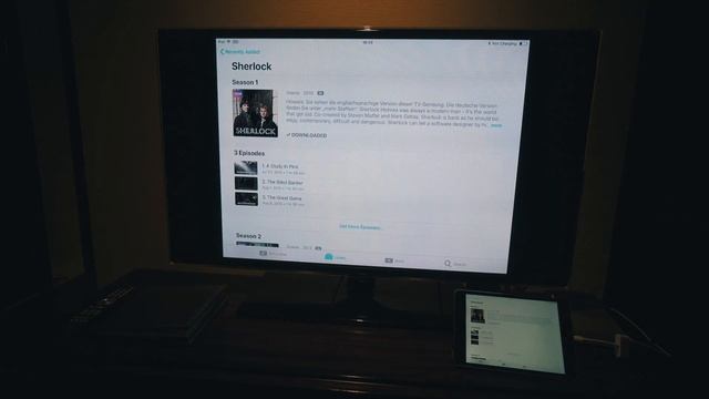 Should You Buy Apple's Lightning Digital AV Adapter | Lightning to HDMI | RehaAlev смотреть онлайн