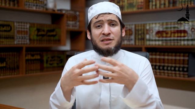 Как пить воду по сунне / Яхьяев Раджаб / Фатхуль Ислам смотреть онлайн