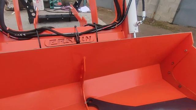 Фронтальная установка Pashin на мини трактор Kubota GT-5