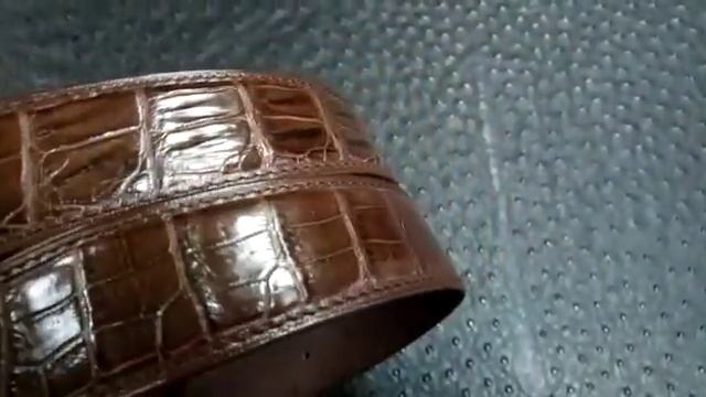 Ремень из натуральной кожи крокодила, в коричневом цвете, в наличии! смотреть онлайн
