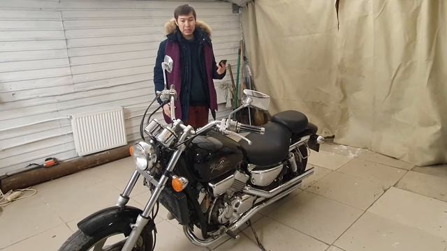 HONDA MAGNA VF750! Диванный обзор от мамкиного байкера смотреть онлайн