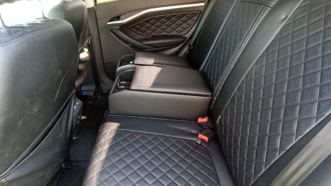 LADA Vesta,,,новый подлокотник заднего дивана !!! Пассажиры рады !!! смотреть онлайн