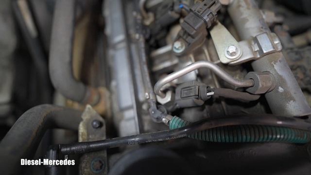 Exhaust fumes smell inside car смотреть онлайн