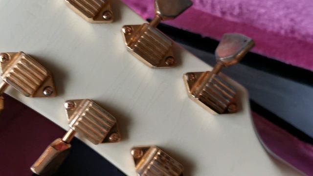 UNBOXING the NEW Gibson Jimi Hendrix 1967 SG Custom FIRST LOOK In Detail Murphy Lab Aging смотреть онлайн