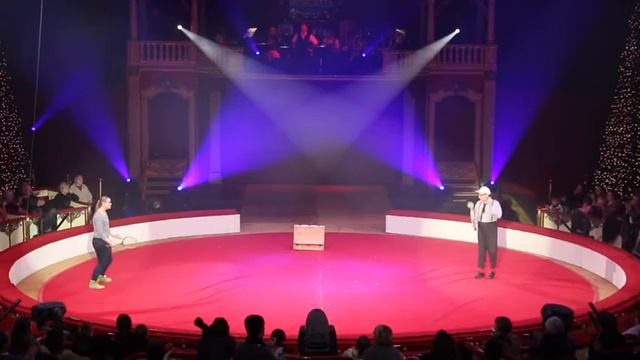 Eric Boo The Tennis Circus Roncalli Tempodrom смотреть онлайн