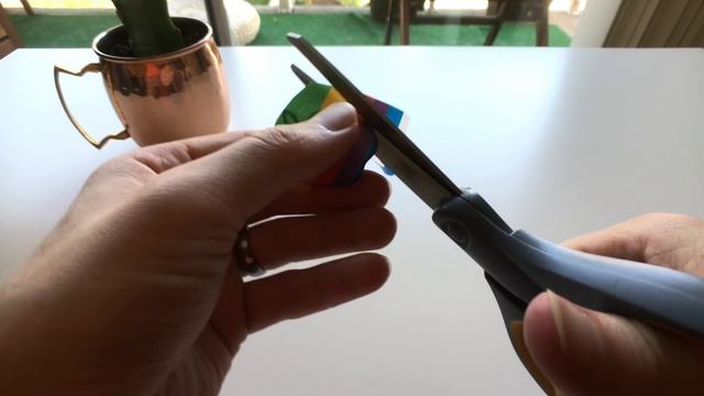 How to Make a DIY Retro Apple Logo for Your Macbook Pro (2016/2017) смотреть онлайн