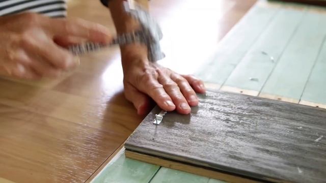 Trash to Treasure Episode 14 ~ Metal Barrel Makeover ~ Cable Spool Repurpose ~ Laundry Room Sign смотреть онлайн