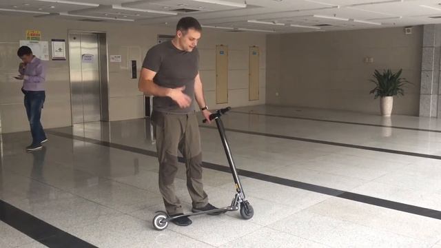 ЭЛЕКТРО САМОКАТ E_CARBON смотреть онлайн