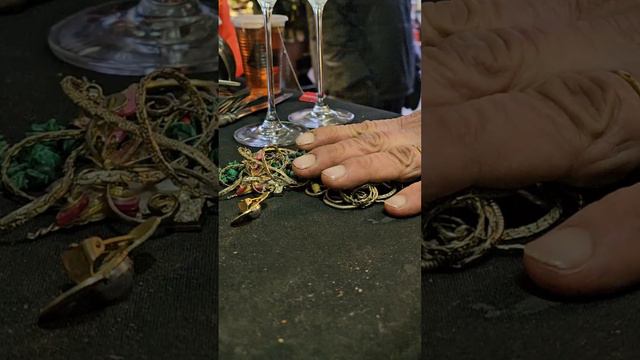 Что-то купил необычное . смотреть онлайн