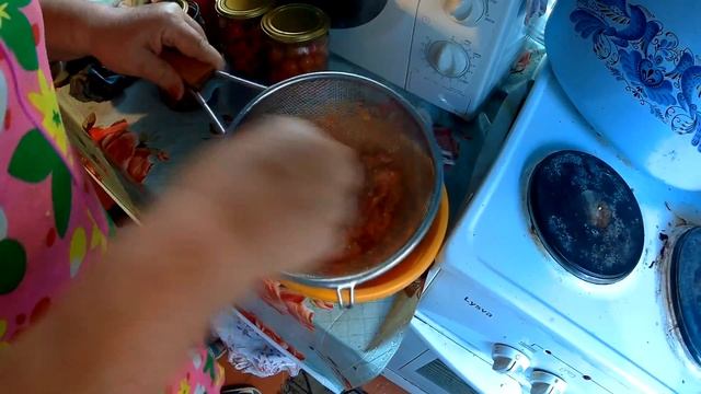 Как засолить помидоры в собственном соку на зиму/ Бабушкин рецепт смотреть онлайн