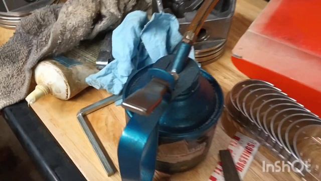 Ford 302 vs 347 ..347 worn out why ?? смотреть онлайн