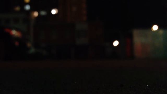 Автомобиль проезжает над видеокамерой смотреть онлайн