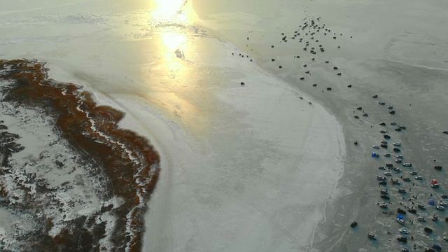 Зимняя рыбалка | Подледный лов | Р. Артемовка | Бухта Муравьиная | Артем | декабрь 2021 | 4k смотреть онлайн