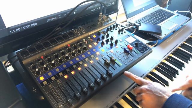 Zoom L-12 Livetrak Recording Usb Audio
