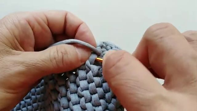 Грелка, свитерок Зайчик на кружку и подстаканник из трикотажной пряжи смотреть онлайн