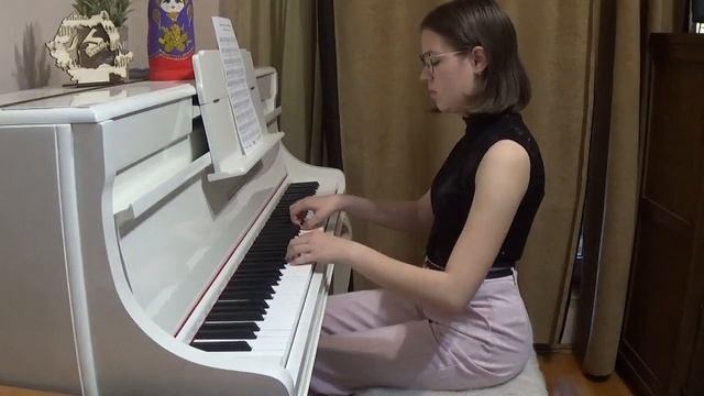 Вдруг, как в сказке, скрипнула дверь - Elena Șerban смотреть онлайн