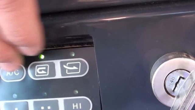 Диагностика гусеничного бульдозера Komatsu D65PX-15 смотреть онлайн