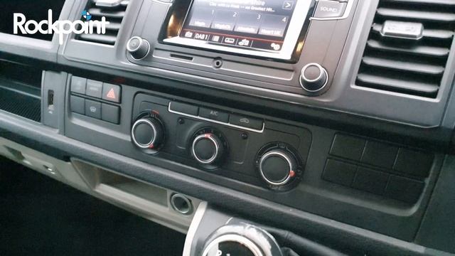 2017 67 Volkswagen Transporter 2.0 TDI T30 BlueMotion Tech Highline FWD LWB EU6 Silver смотреть онлайн