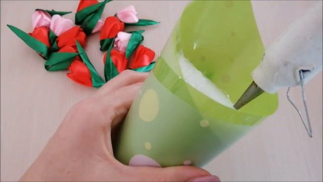 Подарок на 8 МАРТА своими руками.Букет из Тюльпанов / Gift for MARCH 8 with your own hands. смотреть онлайн