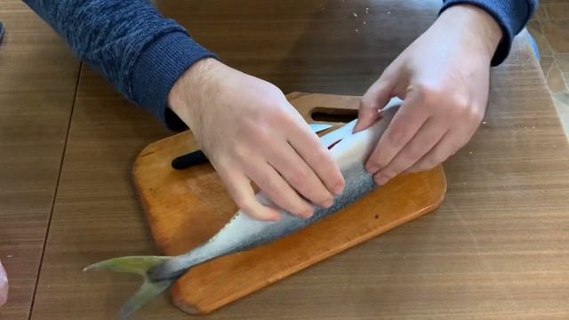 ? Тунец, разделка рыбы / Tuna, cutting fish / Тунець, обробка риби ? смотреть онлайн