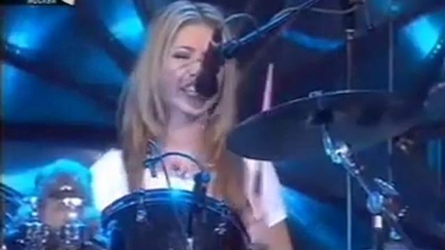 Ранетки - Нас не изменят (Live In Moskow)