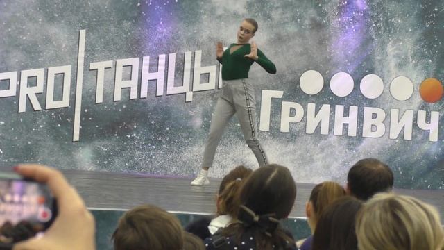 Современная хореография соло - Современные танцы для подростков смотреть онлайн